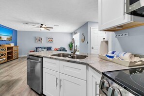 Fridge, microwave, oven, stovetop - 🏖️Walk to Beach | Golf Cart | Sunnyside Up in PCB🏖️ (Panama City Beach)