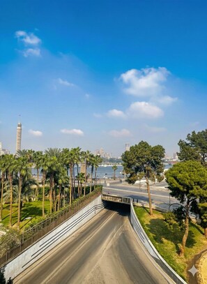 Phòng đôi hoặc 2 giường đơn Deluxe, ban công, quang cảnh thành phố | Quang cảnh từ phòng