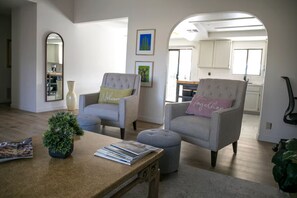 Interior - Monthly Palm Springs Oasis: Pool & Workspace (Cathedral City)