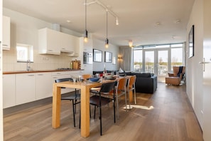 Dining - Holiday home by the water in Kortgene | Loswal 19 (Kortgene)