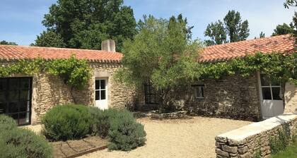 Maison de campagne familiale avec piscine