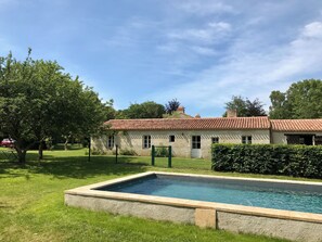 Piscine extérieure, piscine chauffée
