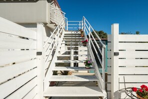 Property grounds - Moon – Double Room with Private Bathroom (Quartu Sant'Elena)