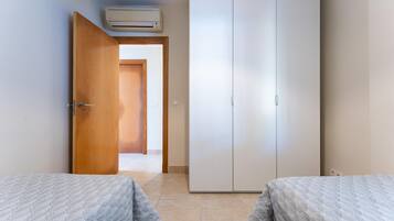 Ferienhaus | 2 Schlafzimmer, individuell eingerichtet