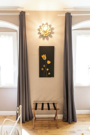 Habitación doble superior, baño privado | Interior