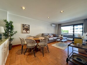 TV - VILAMOURA CHARMING 2 WITH POOL by HOMING (Vilamoura)