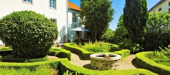 Charming historic 3-bedroom country house in peaceful Feilsdorf