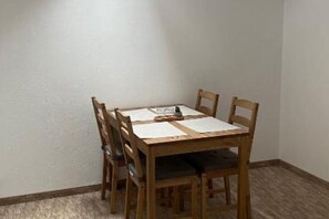 Dining - BELLESTAY/Suite for 4 (Brașov)