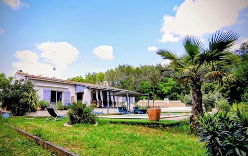 Provencal villa with heated private pool near the village of Lorgues
