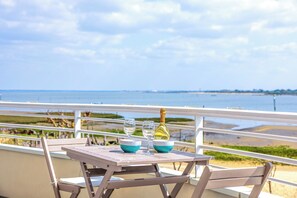 Outdoor dining - Appartement vue mer Arcachon 3 étoiles (La Teste-de-Buch)