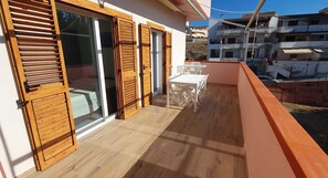 屋外ダイニングエリア