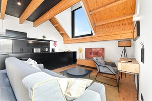 Living area - GuestReady - Elegant Porto retreat with terrace (Porto)