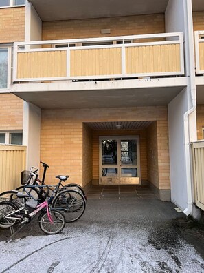 Exterior detail - Cozy Downtown Apartment with Private Finnish Sauna (Rovaniemi)