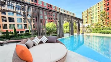 Condo, 3 Bedrooms, Smoking | Pool | Outdoor pool