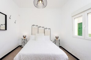 3 Schlafzimmer, Bügeleisen/Bügelbrett, WLAN, Bettwäsche