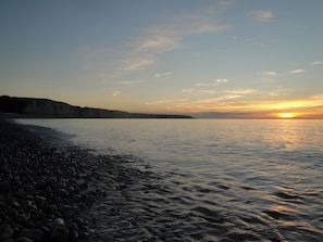 Beach nearby - 3* Gîte: Port & Beach, 50m from the Sea, South-Facing, Quiet Location (Fécamp)
