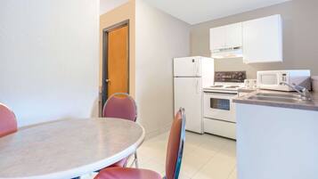 Apartment, 2 Queen Beds, Non Smoking
