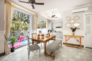 Dining - Staymaster Tropical Oasis (Saligao)