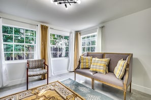 House (3 Bedrooms) | Interior - Cozy Fort Lauderdale Home w/ Yard: 7 Mi to Beaches (Fort Lauderdale)
