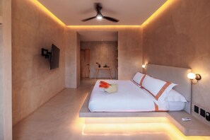 Deluxe Studio Suite, City View | In-room safe, iron/ironing board, free WiFi - Casa Rosario Bed & City Oaxaca (Oaxaca)