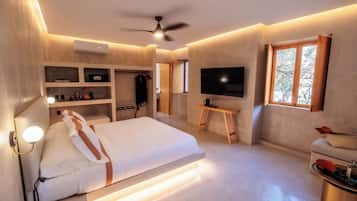 Suite estudio Deluxe, vistas a la ciudad | Caja fuerte y wifi gratis
