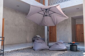 Lobby sitting area - Casa Rosario Bed & City Oaxaca (Oaxaca)