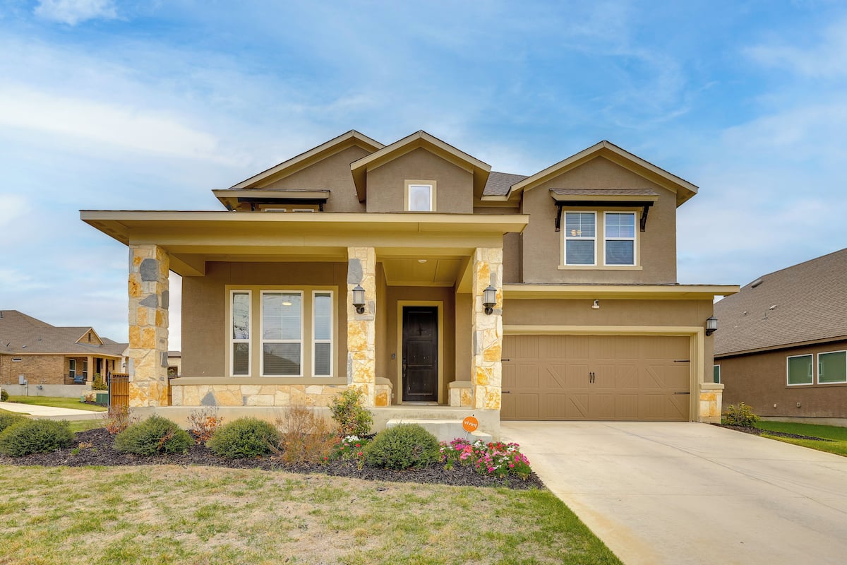 하우스 (4 Bedrooms) | 숙박 시설 정면