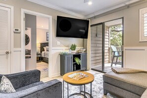 Apartment (2 Bedrooms) | Interior - Beachfront Getaway! Hilton Head Resort Condo (Hilton Head Island)