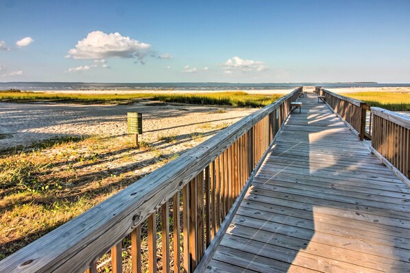 Apartment (2 Bedrooms) | Interior - Beachfront Getaway! Hilton Head Resort Condo (Hilton Head Island)