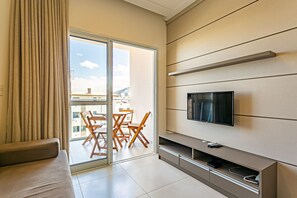 TV - WI-FI 200mb | Pool with sea view #IA06D (Florianópolis)