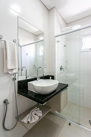 Hair dryer, towels - WI-FI 200mb | Pool with sea view #IA06D (Florianópolis)