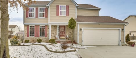 House (4 Bedrooms) | Front of property