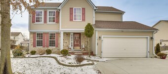 6 Mi to Rickenbacker Airport! Columbus Area Home