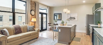 On Dtwn Square! Chic Lawrenceburg Condo w/ Balcony