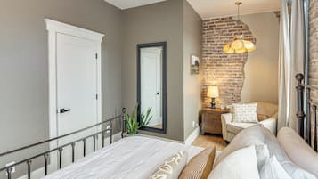 Apartment (1 Bedroom) | Interior