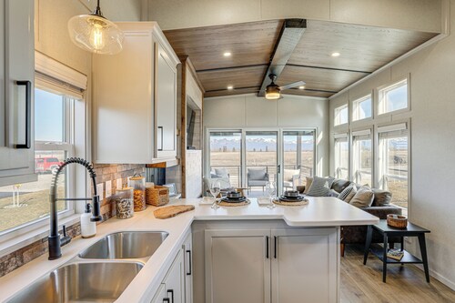 Countryside Kalispell Tiny Home w/ Mountain Views!
