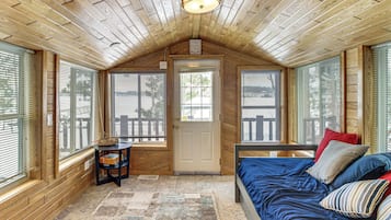 Casa (2 Bedrooms) | Interior