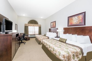 Desk, blackout drapes, iron/ironing board, free WiFi - Canalta Olds (Olds)