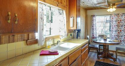 10 Mi to Tehachapi Mountain Park: Mtn-view Cabin!