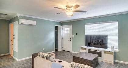 Fun in the Sun w/ Family - Pensacola Duplex + Yard