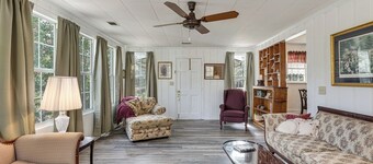 2-acre Farmhouse w/ Animals! Allendale Retreat