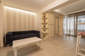 TV - Aegean House by RentalsPro - Hanioti (Chaniotis)