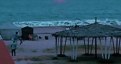 Charming 2-bedroom apartment with AC in sunny Playas