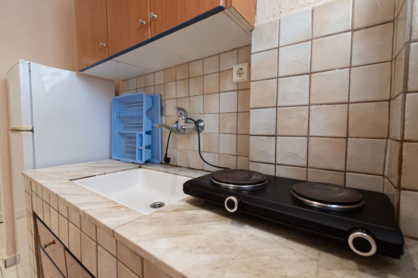 Kühlschrank, Kochgeschirr/Geschirr/Besteck