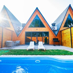 Pool - Kumsal bungalov (Ondokuzmayis)