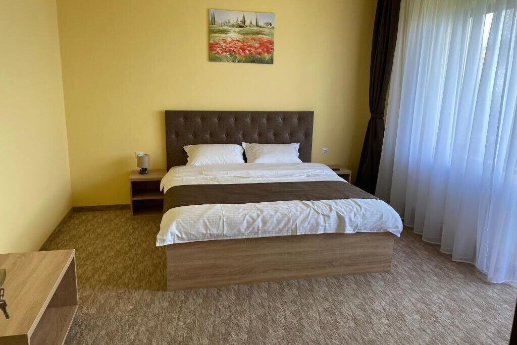 1 camera, ferro/asse da stiro, Wi-Fi gratuito, lenzuola
