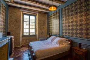 1 bedroom, iron/ironing board, WiFi, bed sheets - "Betty B's apartments Historic center (Sarlat-la-Canéda)