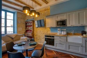 Interior - "Betty B's apartments Historic center (Sarlat-la-Canéda)