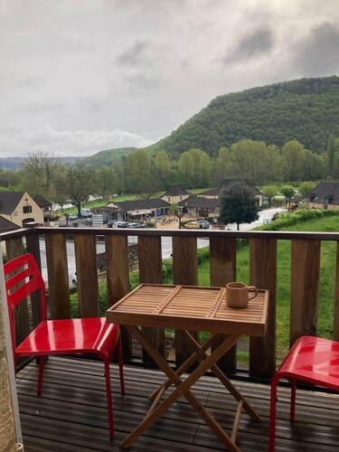 Duplex"Au château ambulant" au bord de la Dordogne