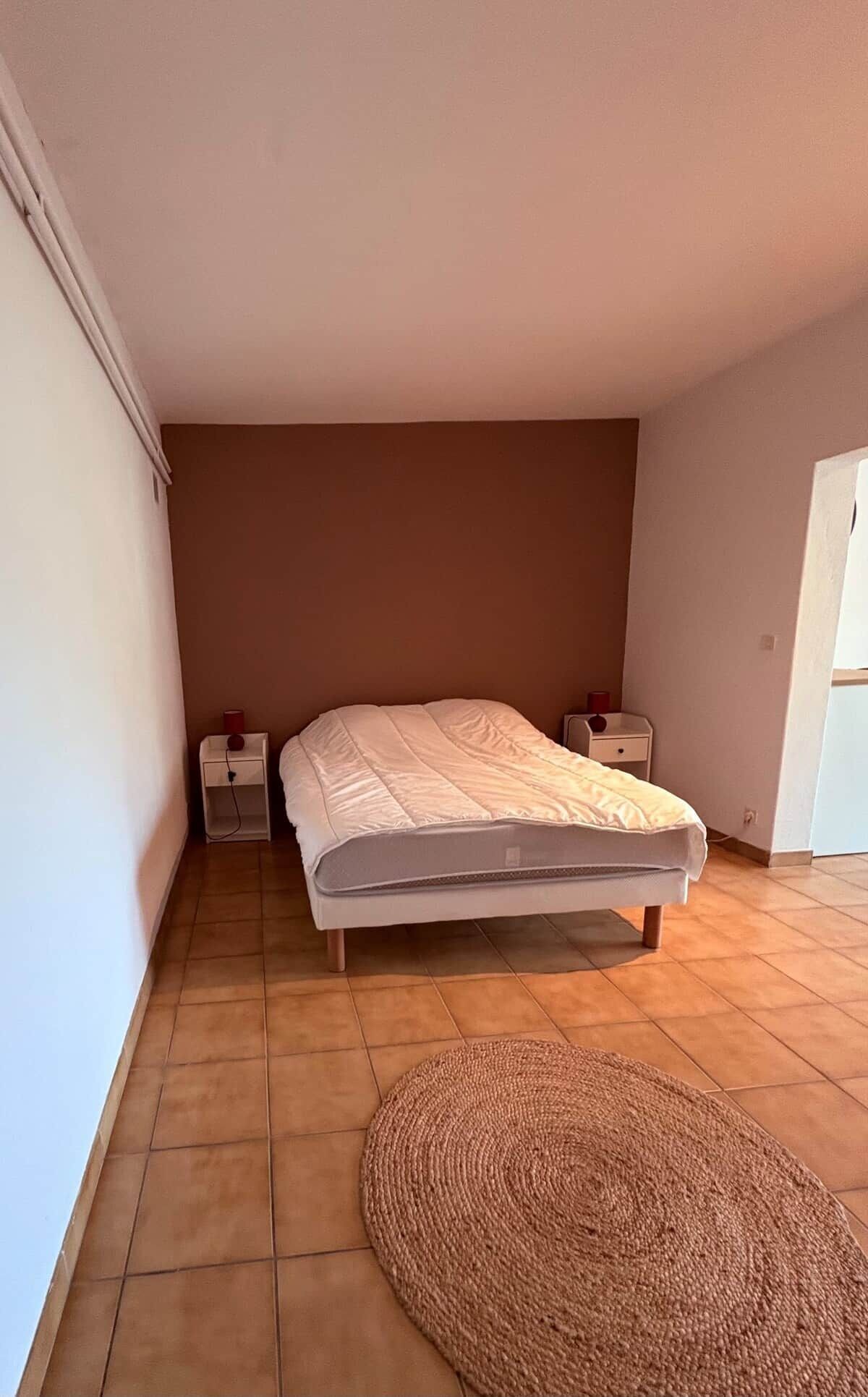 1 chambre, draps fournis
